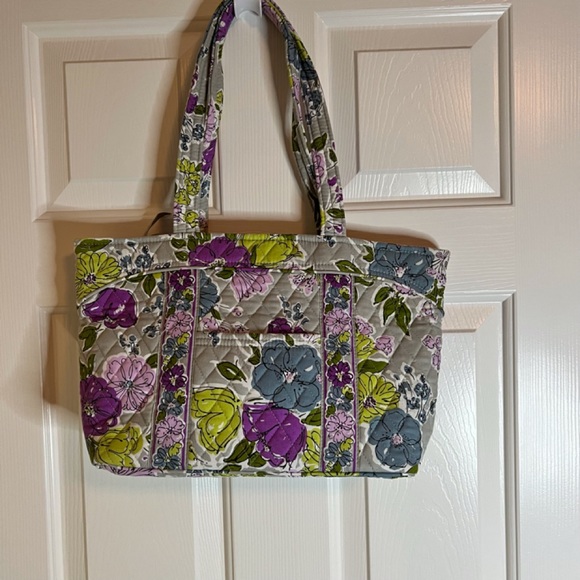 Vera Bradley Bags Rare Vera Bradley Super Cute Summer Bag Excellent